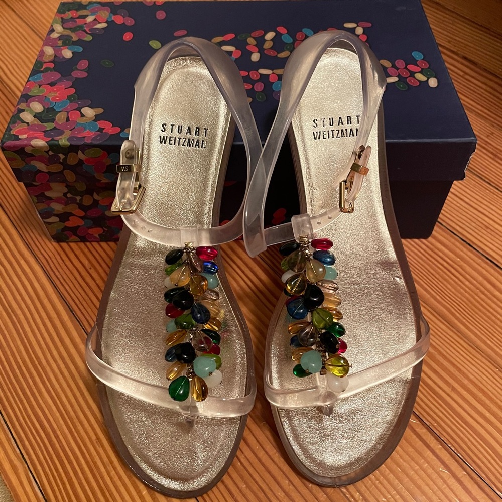 Sandles - Picture 2 of 4